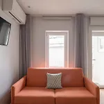 Terro Collection - Eca De Queiros Apartment *