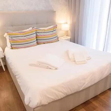 Terro Collection - Eca De Queiros Appartement *