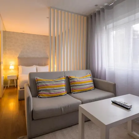 Terro Collection - Eça De Queirós Apartamento *