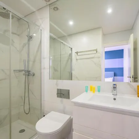 Terro Collection - Eca De Queiros Apartment